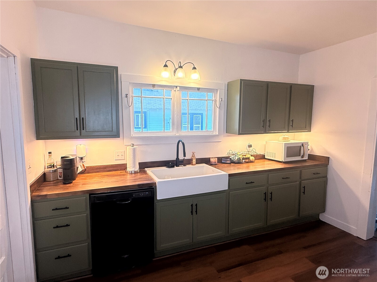 Commercial Sale in Eatonville 4