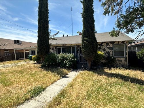 2233 Marguerite St, Dos Palos, CA, 93620-2526 | Card Image