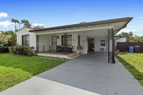 1608 Ne 34th St, Oakland Park, FL, 33334-5338 | Card Image