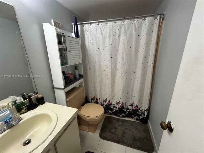 APT-402 - 8710 N Sherman Cir, Condo with 2 bedrooms, 2 bathrooms and null parking in Miramar FL | Image 9