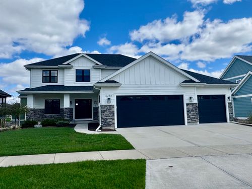 6256 John F Kennedy Dr, DEFOREST, WI, 53532-9200 | Card Image