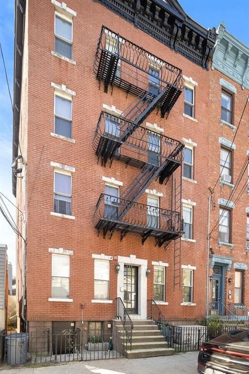3r-395 2nd St, Jersey City, NJ, 07302-2281 | Card Image