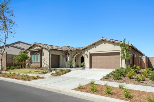 1023 Beaver Pond Loop, Madera, CA, 93636-9058 | Card Image