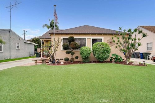 5851 Pearce Ave, Lakewood, CA, 90712-1304 | Card Image