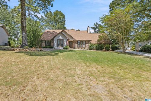 1350 Shades Run Cir, HOOVER, AL, 35244-4152 | Card Image