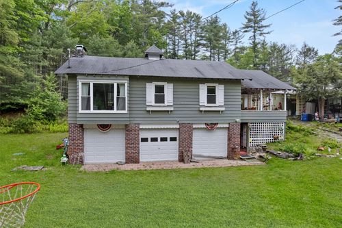 11 Waldweg Dr, Sparrow Bush, NY, 12780-5100 | Card Image