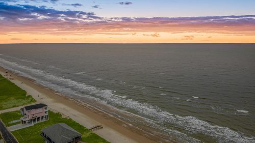 1117 Blue Water Dr, Crystal Beach, TX, 77650 | Card Image