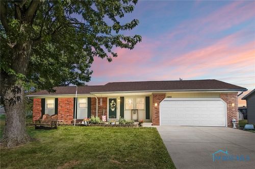 1055 Westchester Ct, Van Wert, OH, 45891-1445 | Card Image