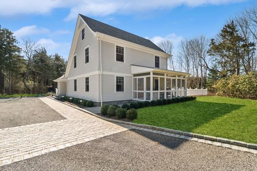 30 Club Ln, Remsenburg, NY, 11960-2036 | Card Image