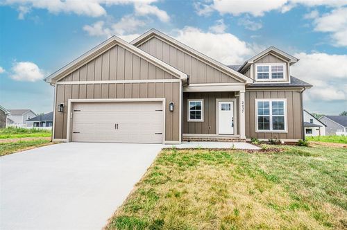 2437 Topeka Rd, Bowling Green, KY, 42103-6047 | Card Image