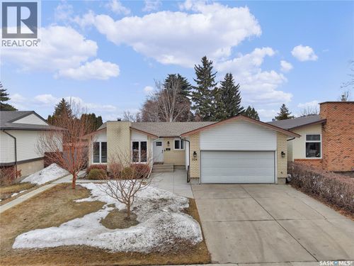 226 Candle Cres, Saskatoon, SK, S7K5A4 | Card Image
