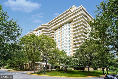 apt-305-5600 Wisconsin Ave, CHEVY CHASE, MD, 20815-4409 | Card Image