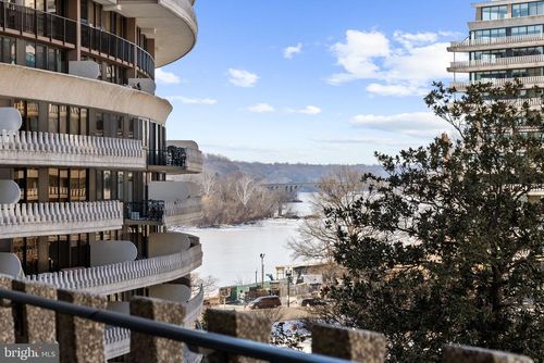 517-s-2500 Virginia Ave Nw, WASHINGTON, DC, 20037-1900 | Card Image