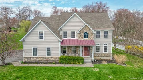 99 Country Club Rd, East Fishkill, NY, 12533-6272 | Card Image