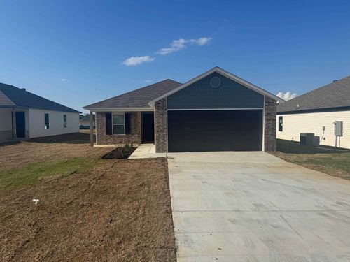 60 Sarah Alyse Ln, Cabot, AR, 72023-7233 | Card Image