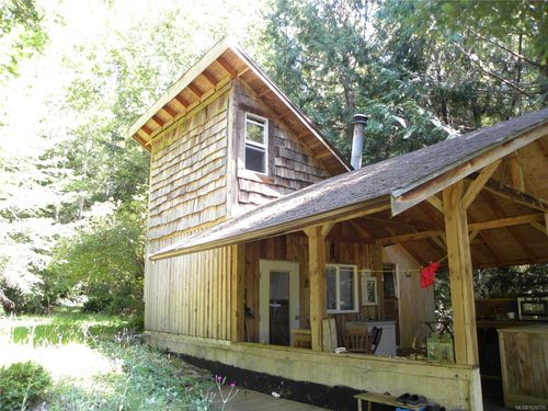 2 Conn Rd, Lasqueti Island, BC, V0R2J0 | Card Image