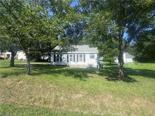 3725 Spring St, Archdale, NC, 27263-3054 | Card Image