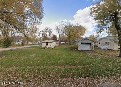 401 E Bates St, Wellsville, MO, 63384-1714 | Card Image