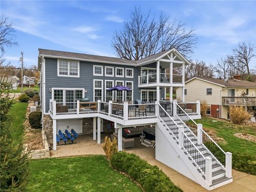 702 Latonka Dr, Mercer, PA, 16137-9736 | Card Image