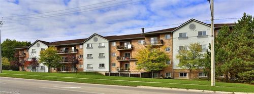 206-345 Briarmeadow Dr, Kitchener, ON, N2A4J6 | Card Image