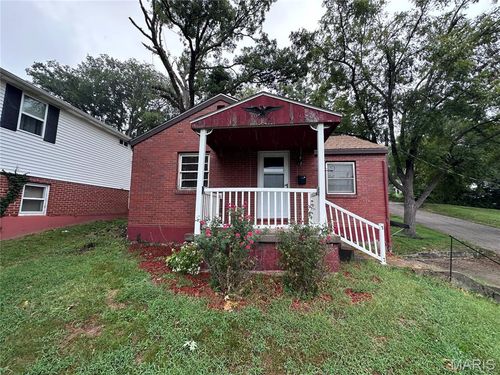 700 Hazel St, Hannibal, MO, 63401-3140 | Card Image