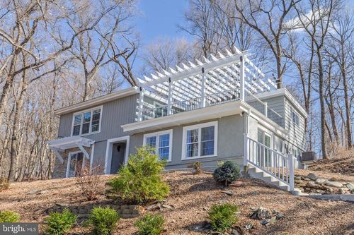 422 Spackman Ln, Exton, PA, 19341-2517 | Card Image