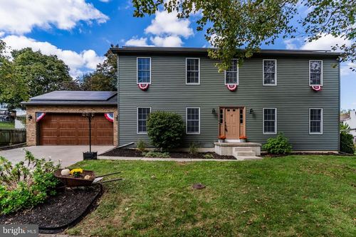 881 Acri Rd, MECHANICSBURG, PA, 17050-2231 | Card Image