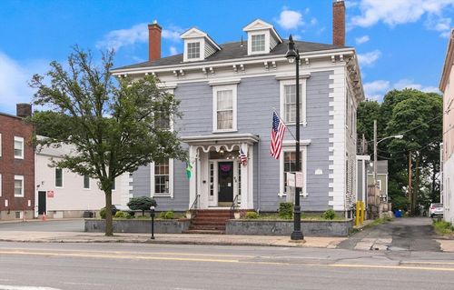 98 Main St, Peabody, MA, 01960-5553 | Card Image