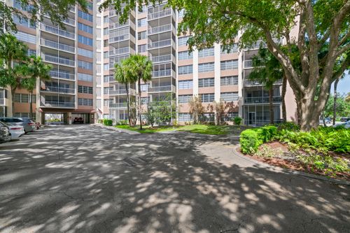 207-10777 W Sample Rd, Coral Springs, FL, 33065-3797 | Card Image