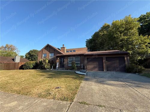 10180 Forestedge Ln, Miamisburg, OH, 45342-5232 | Card Image