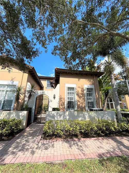 1065 Sw 147th Ter, Pembroke Pines, FL, 33027-6180 | Card Image