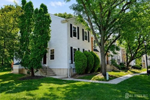 20 Delikat Ln, Sayreville, NJ, 08872-2208 | Card Image