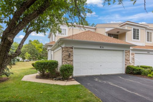 931 Mesa Dr, Elgin, IL, 60123-6579 | Card Image