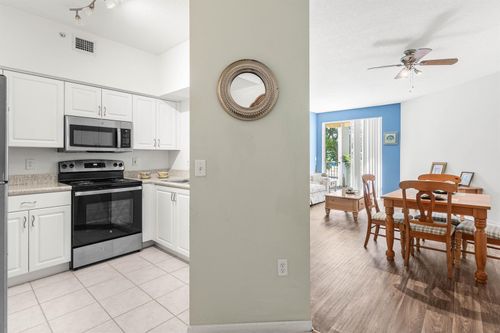 207-1957 Brandywine Road, West Palm Beach, FL, 33409 | Card Image
