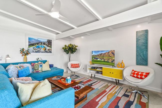 Living Room | Image 6