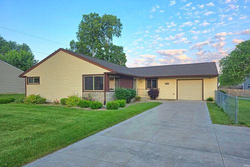 4814 Ashwood Drive, Fort Wayne, IN, 46809 | Card Image