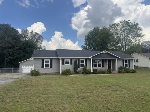 920 Rock Creek Rd, Estill Springs, TN, 37330-3414 | Card Image