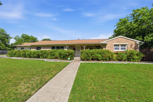 3720 Granada Dr, Richland Hills, TX, 76118-5511 | Card Image