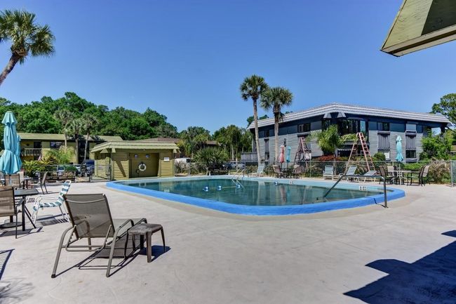 Pool | Image 27