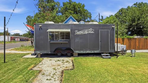 307 S Walnut St, Hico, TX, 76457-6239 | Card Image