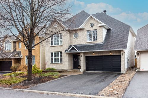 15 Whithorn Ave, Kanata, ON, K2K3B2 | Card Image