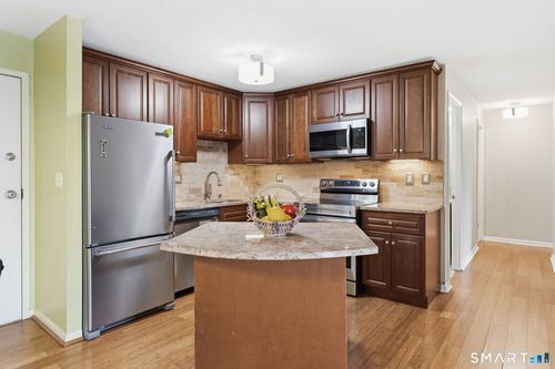 2218-2218 Harbor View Dr, Rocky Hill, CT, 06067-1549 | Card Image