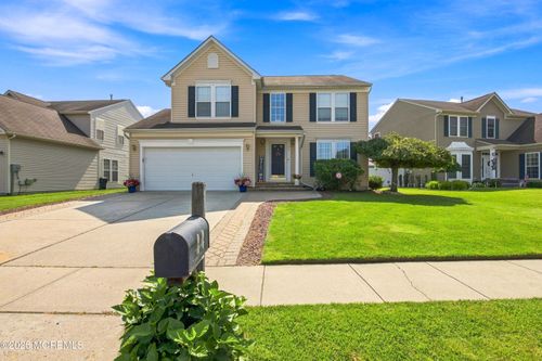 44 Pitch Pine Ln, Howell, NJ, 07731-5040 | Card Image