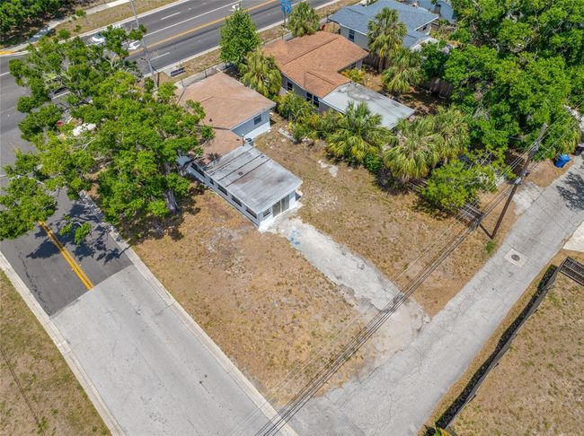 2350 38 Th Ave N, House other with 2 bedrooms, 2 bathrooms and null parking in ST PETERSBURG FL | Image 44