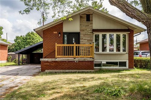 20 Burfield Ave, Hamilton, ON, L8T2J9 | Card Image