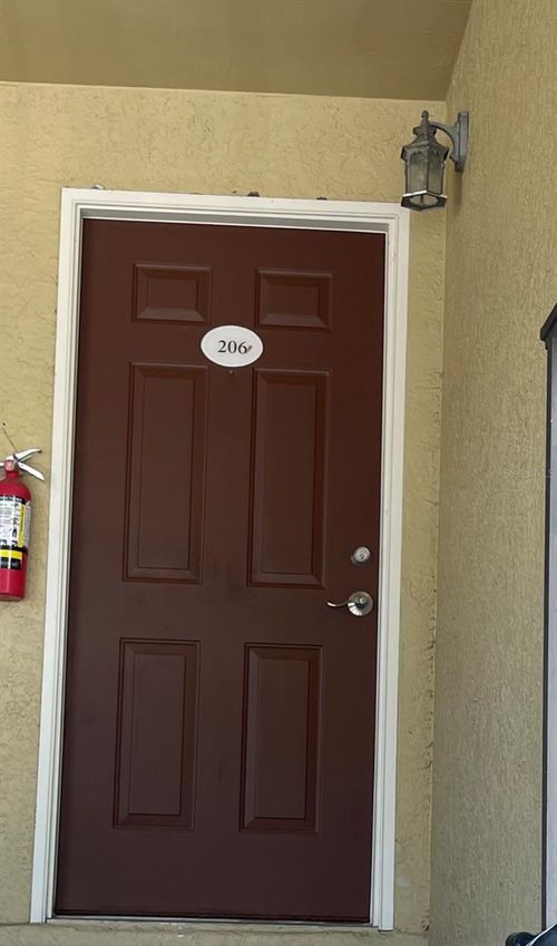 206-10100 Sailwinds Blvd N, LARGO, FL, 33773-1954 | Card Image
