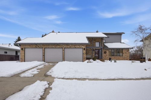 260 Prairiewood Drive S, Fargo, ND, 58103 | Card Image