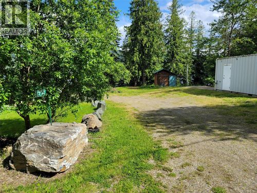 8738 Squilax-Anglemont Rd, Saint Ives, BC, V0E1M9 | Card Image