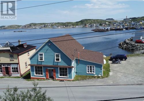 122 Main St N, Twillingate, NL, A0G4M0 | Card Image