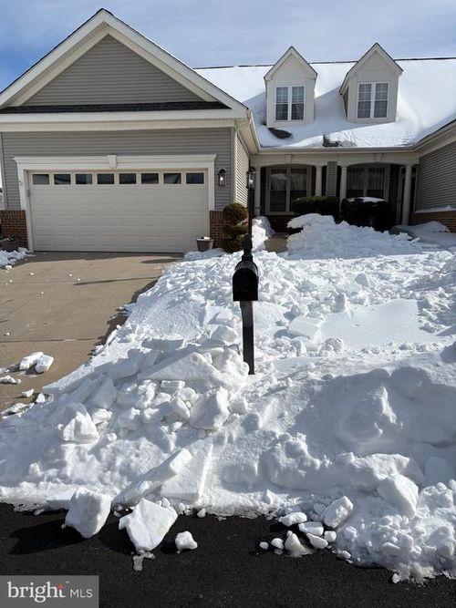 6941 Walnut Hill Dr, GAINESVILLE, VA, 20155-3015 | Card Image